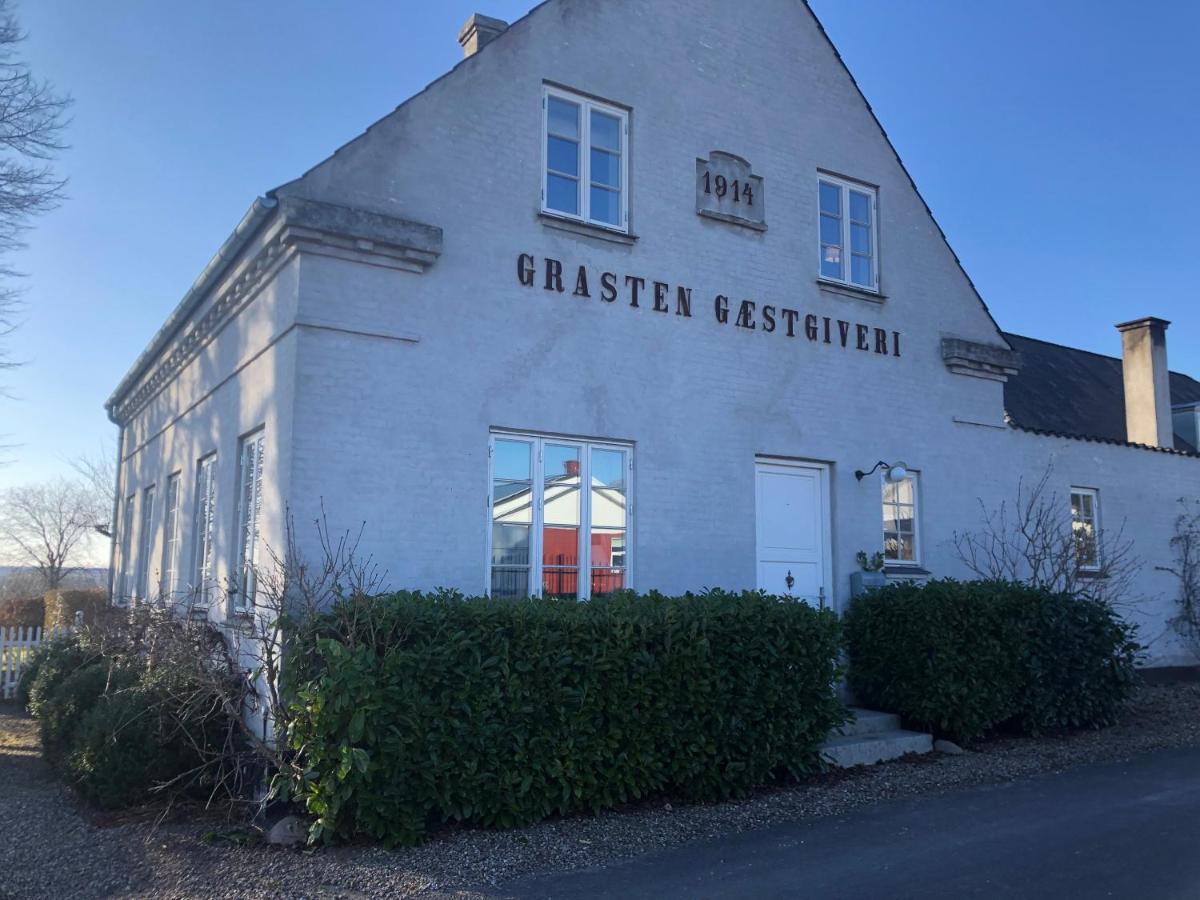 Det Gamle Badehotel I Grasten Svendborg Exterior photo